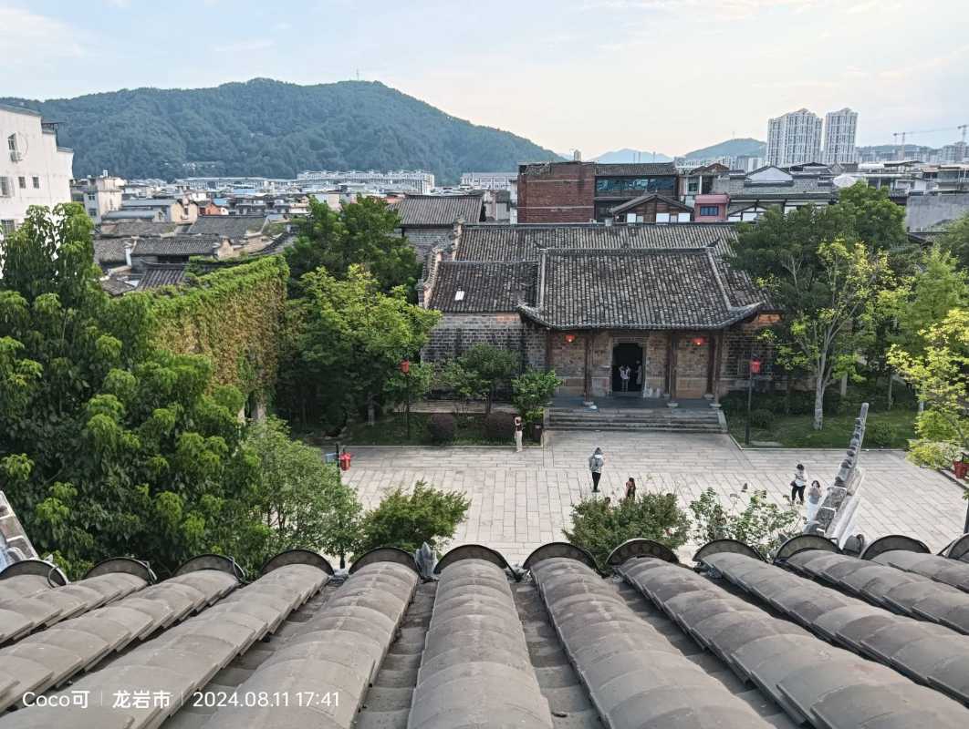 ▲寒露食衣住行育樂開運養生與禁忌。（圖/彭可 拍攝）